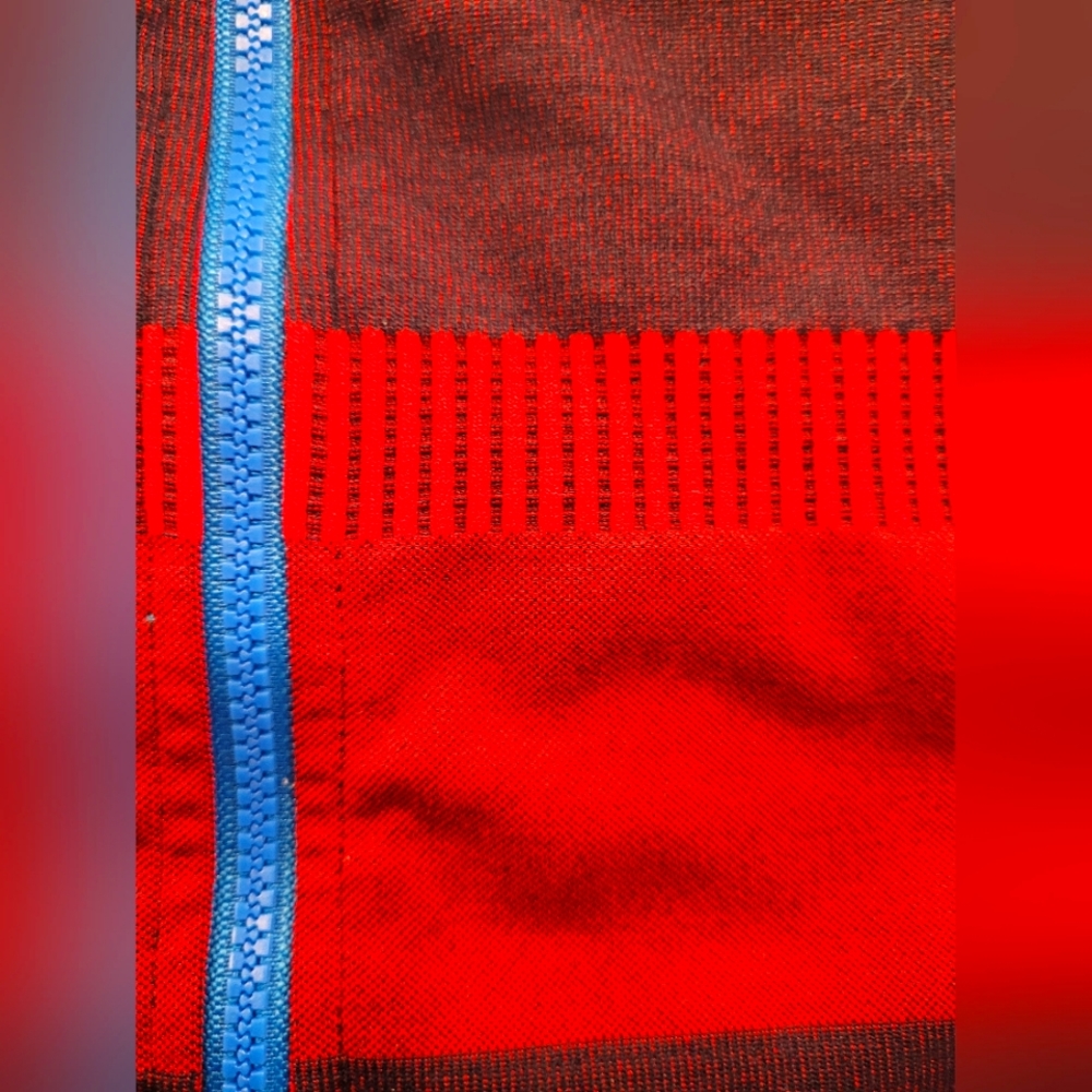 Fabletics Zip up crop jacket